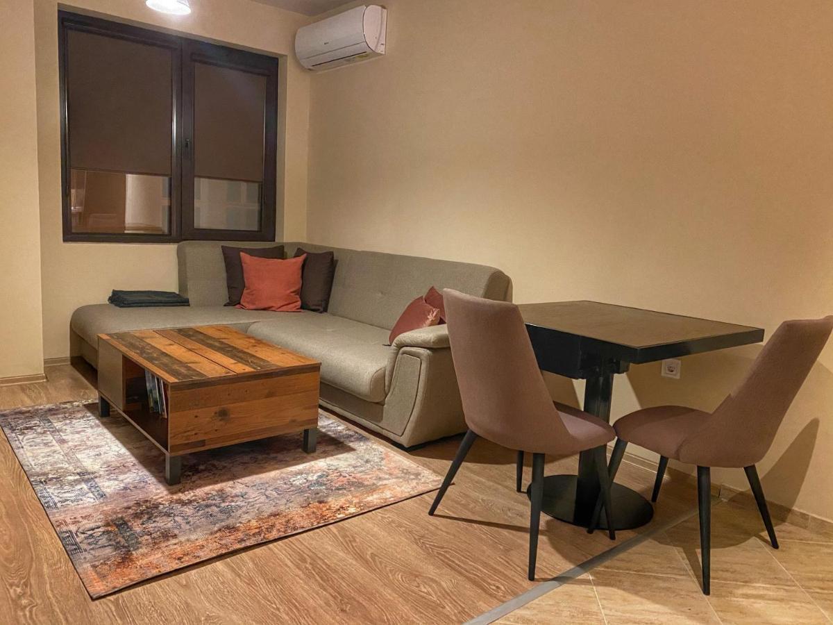 Stylish Urban Apart New 2021 Close To The Beach Варна Екстериор снимка